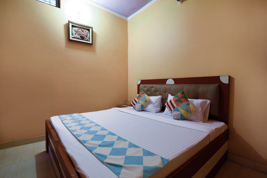Rooms in jollygrant dehradun